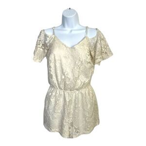 Rue21 Beige Lace Romper Size S Cold Shoulder Summer Beach Floral Casual